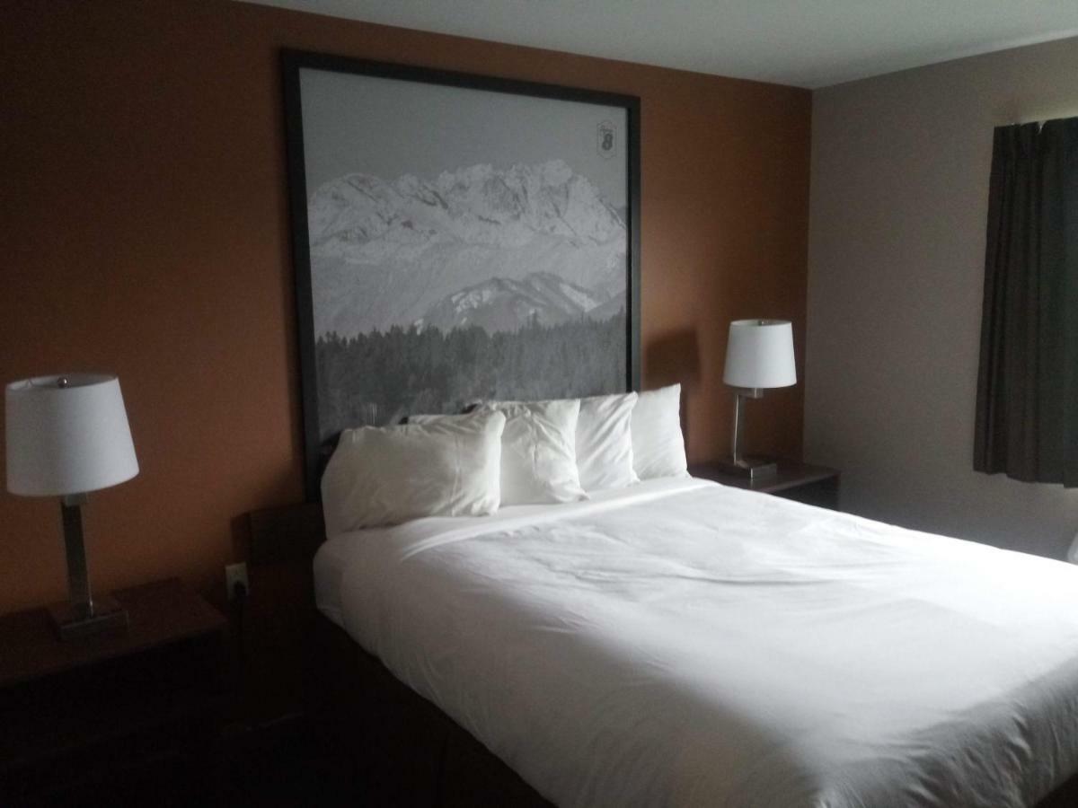 Super 8 By Wyndham Lynnwood Exterior foto
